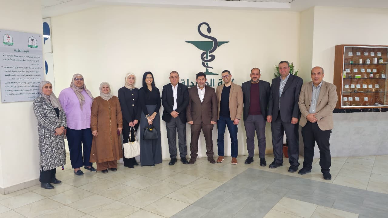 الاجتماع الأول للمجلس الاستشاري لكلية الصيدلة 