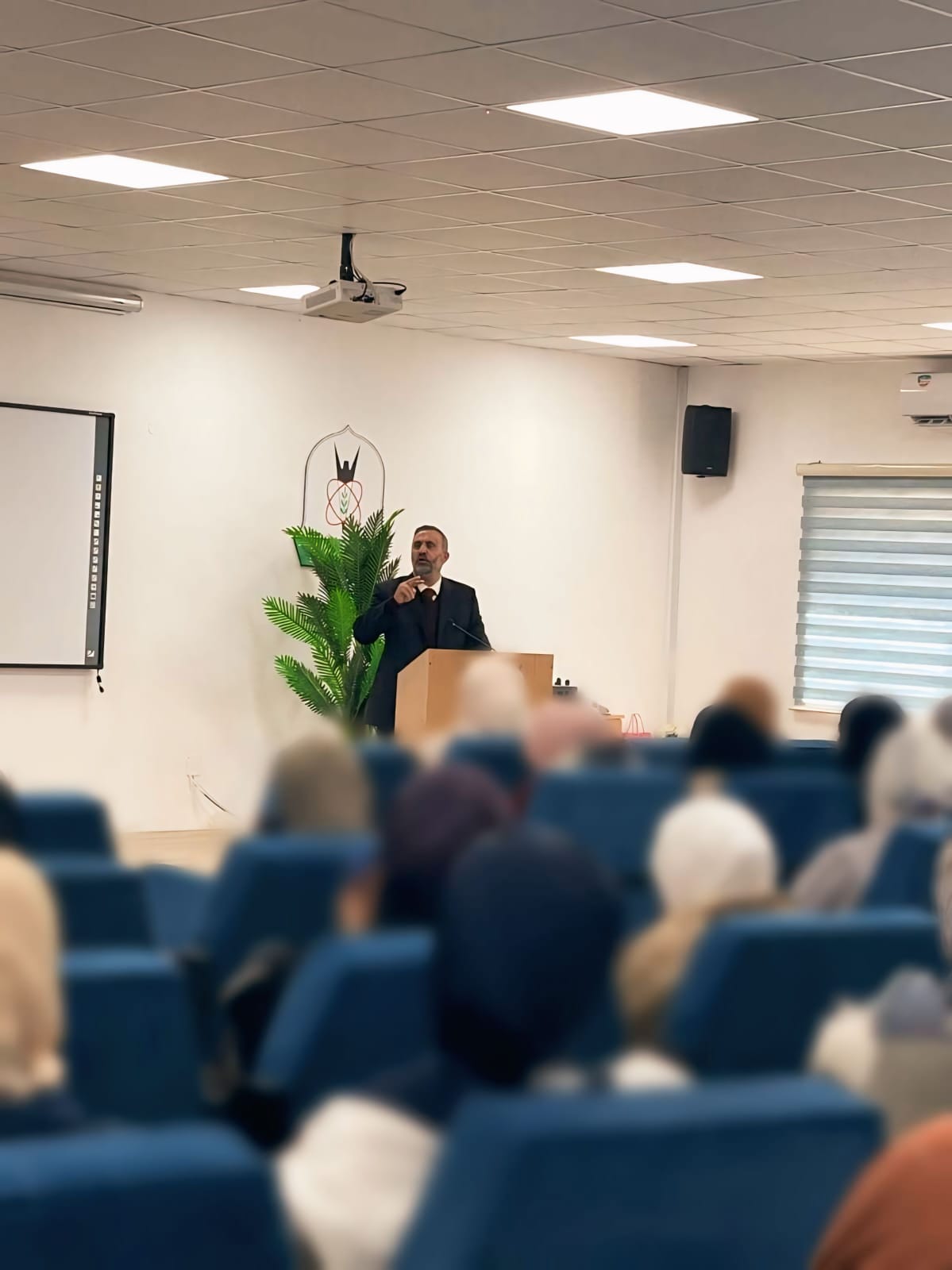 Faculty of Pharmacy Hosts Lecture on the Virtues of the Last Ten Days of Ramadan